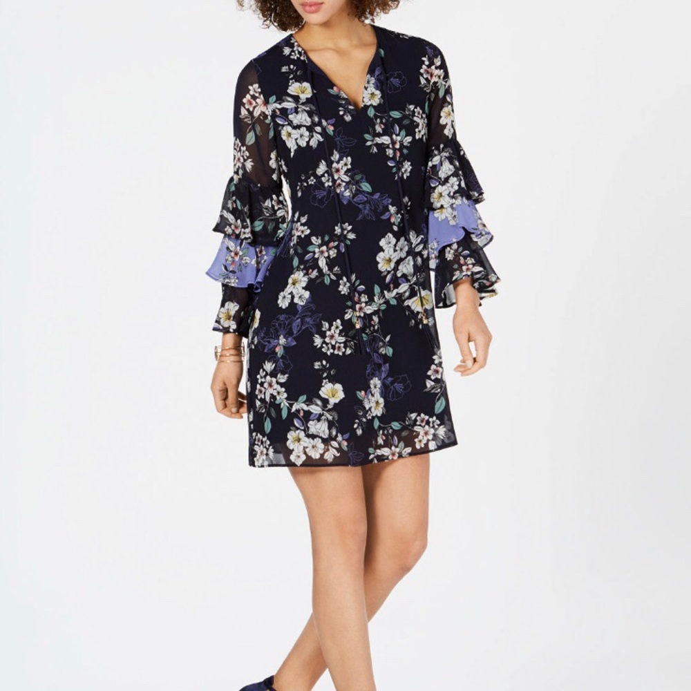 NWT Vince Camuto Floral Long Sleeve Dress Size 16